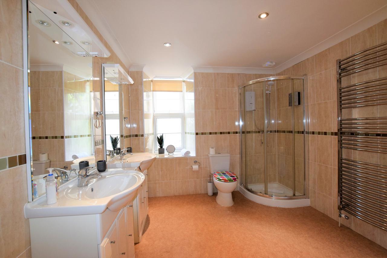 Meridian Way - Your Apartment بريستول المظهر الخارجي الصورة
